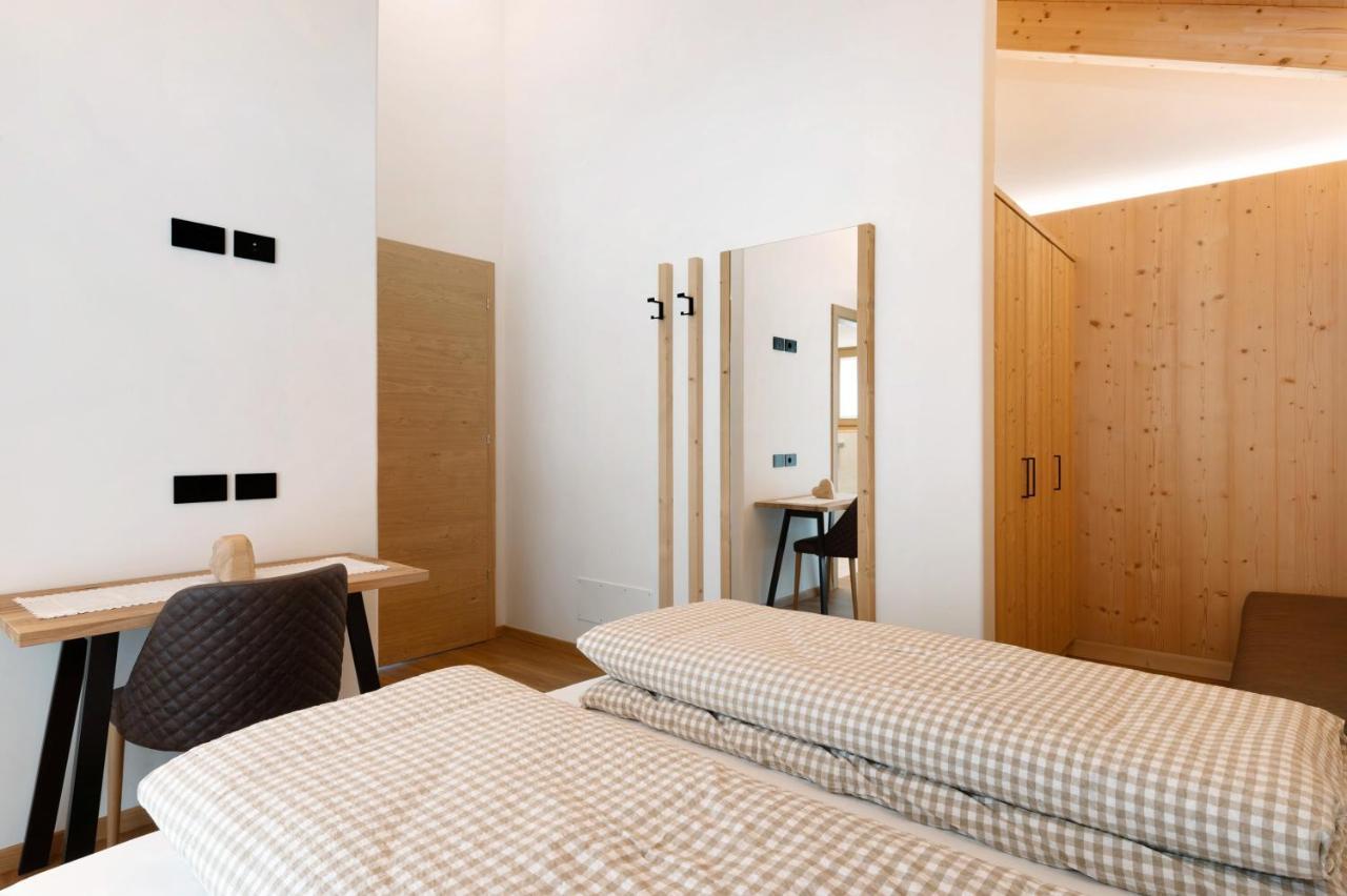 Les Ciases Chalets Dolomites Apt 5 San Vigilio Di Marebbe Esterno foto